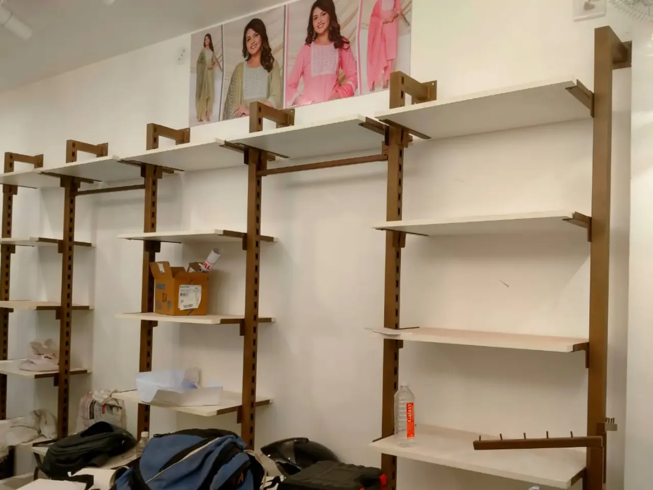 220112469_cloth racks Installation Banaras .webp